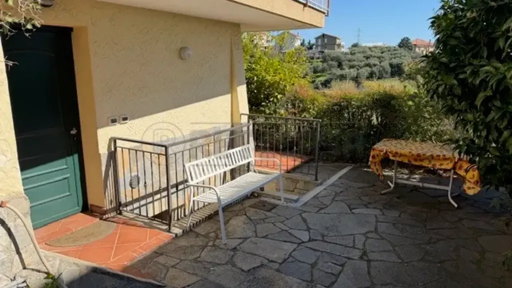 Terrass - Restored Apartment with Sea View in Boissano