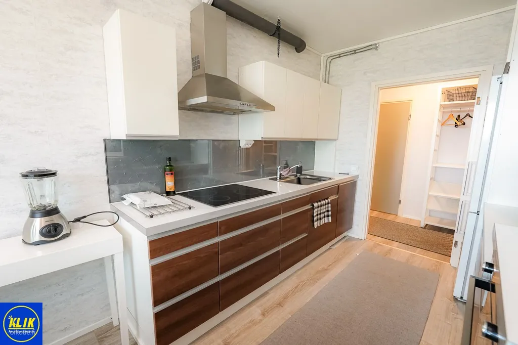 Cucina - Bright Duplex in Pori with Garden Access