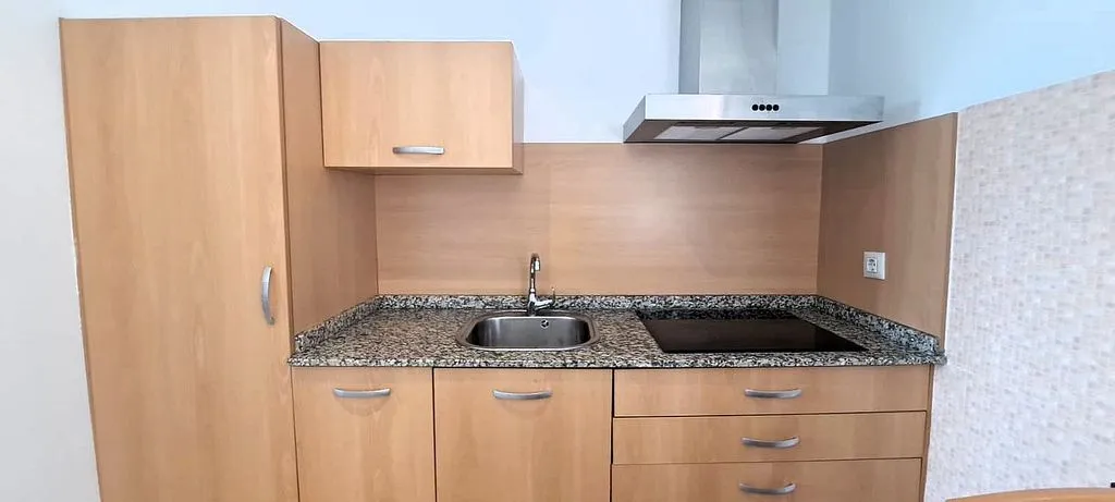 Cucina - 1-Bed Apartment with Pool on Avenida Del Decano