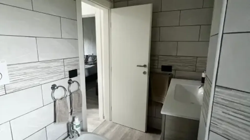 Vannitoad - Rustic-Style Flat with Balcony near Borgo San Lorenzo