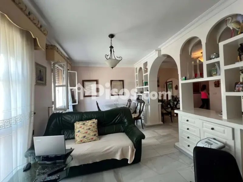 Séjour - Bright Apartment with Balcony in Lepe