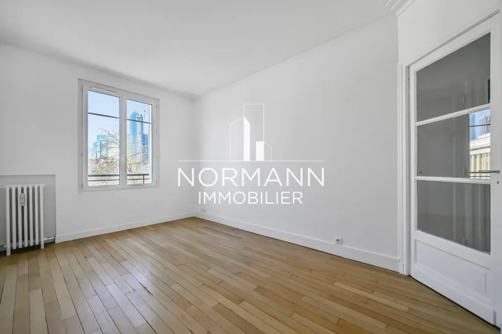 Toad - Apartment with Unobstructed View in Puteaux