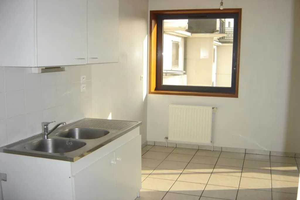Cucina - 2-Bedroom Apartment with Loggia in Rodez