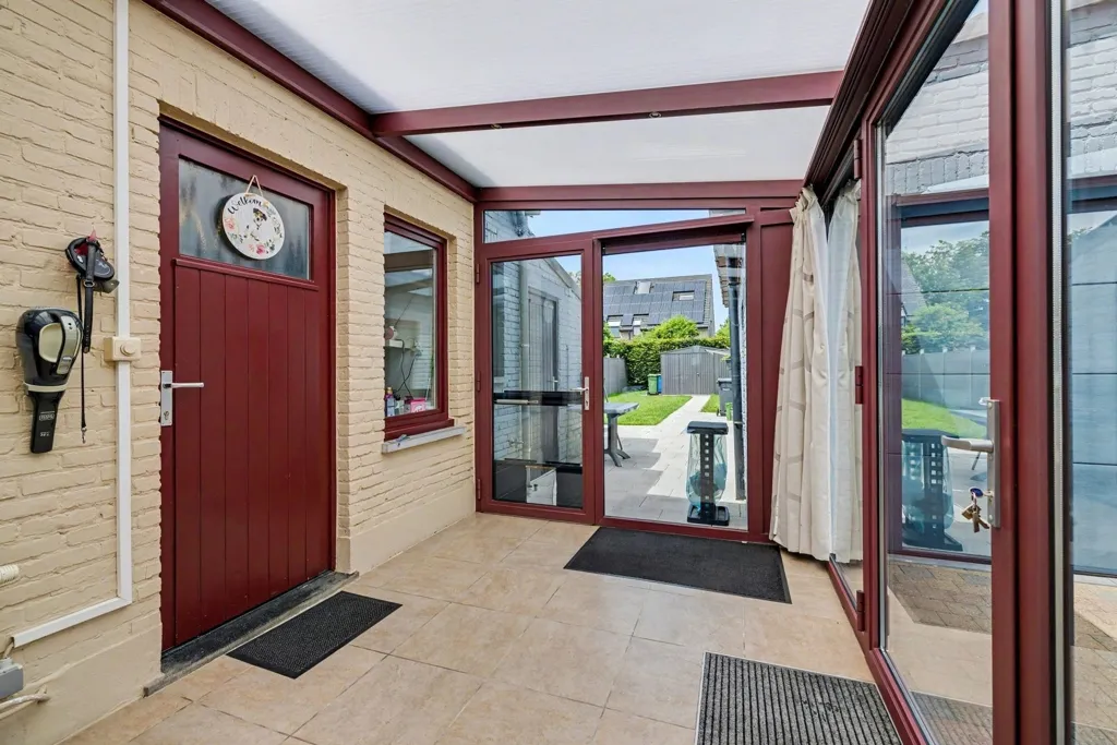 Entrée - Maison Charmante avec Jardin à Kieldrecht