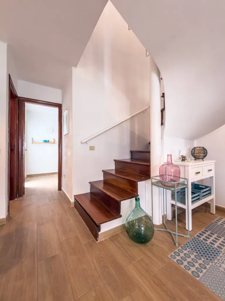 Esik - Corner Semi-detached with Sea View in Bajamar