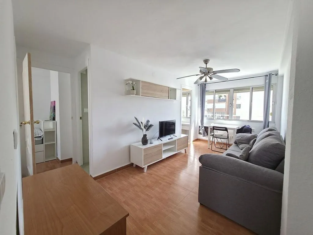 Elutuba - Furnished Flat with Garden in Las Huertas