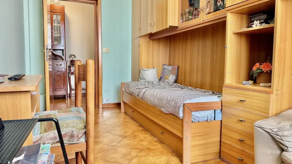 Chambres - 3-Bed Apartment with Veranda in Parma