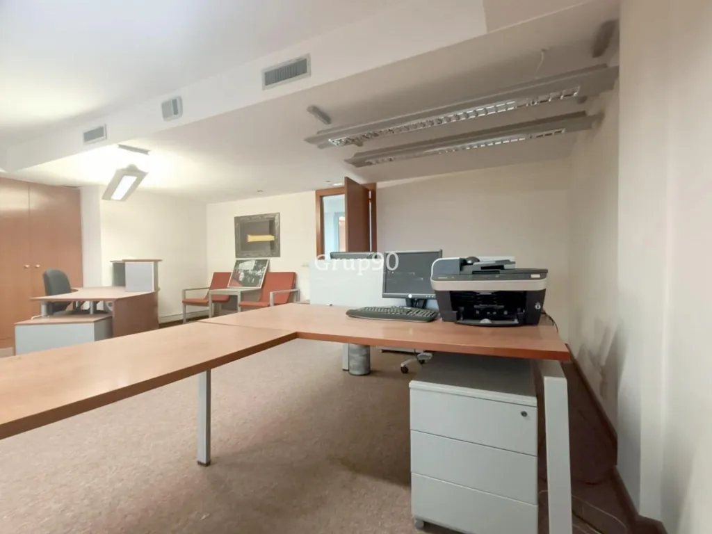 Kabinet - Office with Reception in Lleida's Euroforum