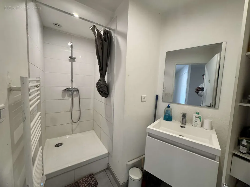 Bagni - T7 Apartment with 6 Bedrooms in Lyon 9