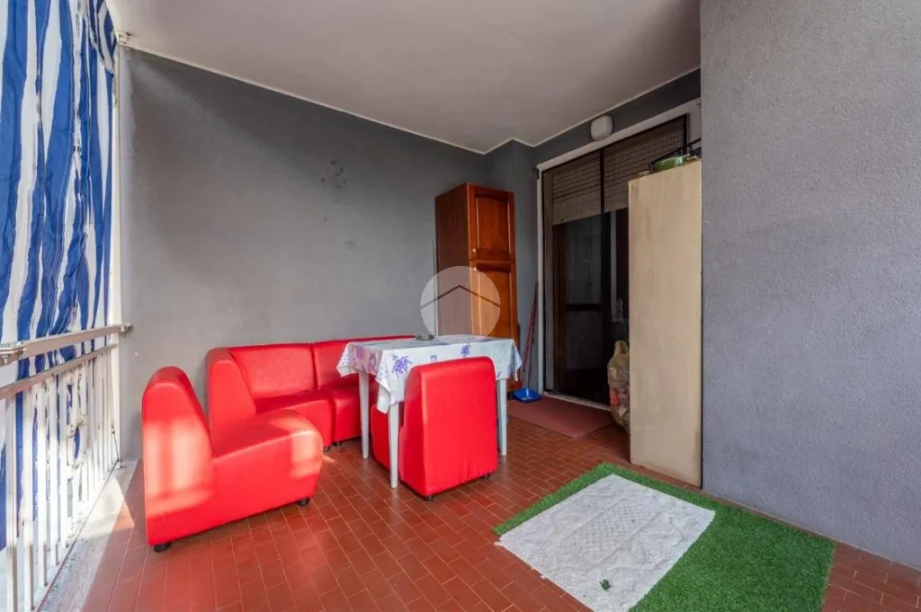 Séjour - Penthouse with Balcony in Narzole
