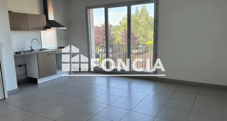 Köök - 2-Bedroom Apartment with Balcony in Rouffiac-Tolosan
