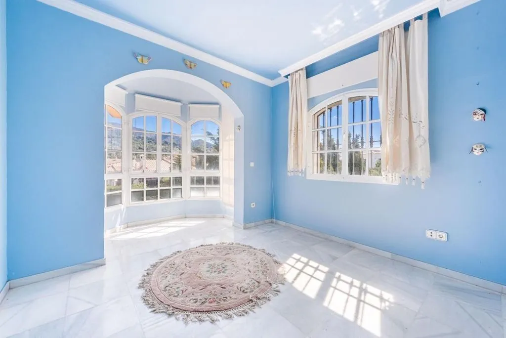 Toad - Chalet with Pool in Marbella's Old Town