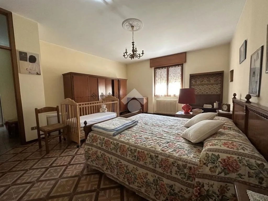Magamistoad - Ground Floor Apartment with Veranda in Ghisalba