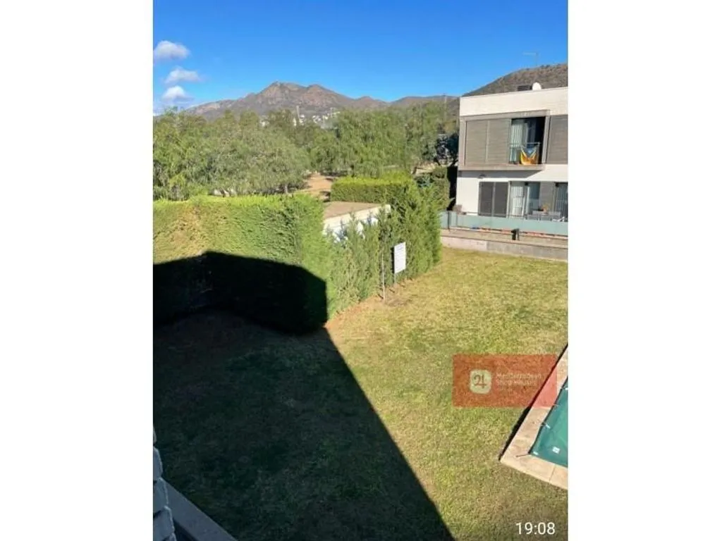 Bassein - Luxury House with Community Pool in Roses