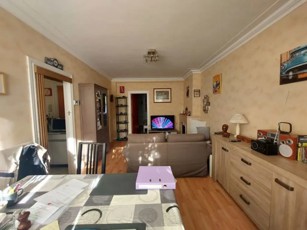 Söögituba - Income Property with Garden in Jette