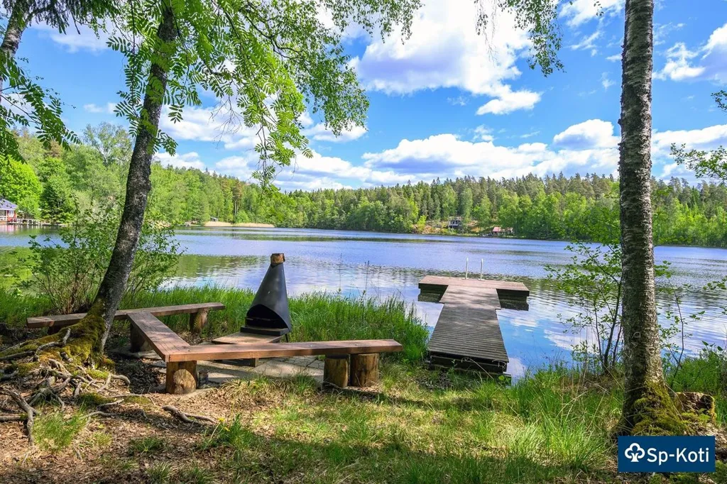 Jardin - Cottage with Sauna in Forested Area