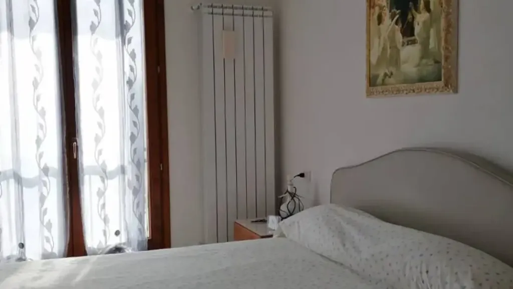 Chambres - Three-Room Apartment with Terrace in Castelfiorentino