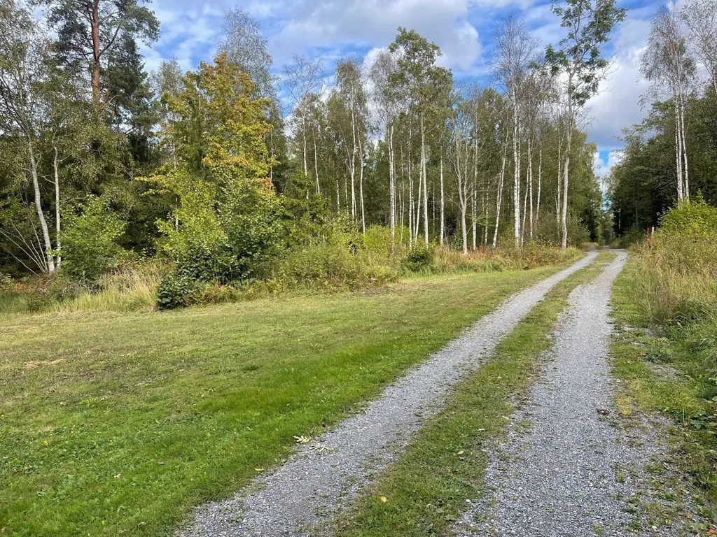 Jardin - Large Plot with Sea Access in Utanå