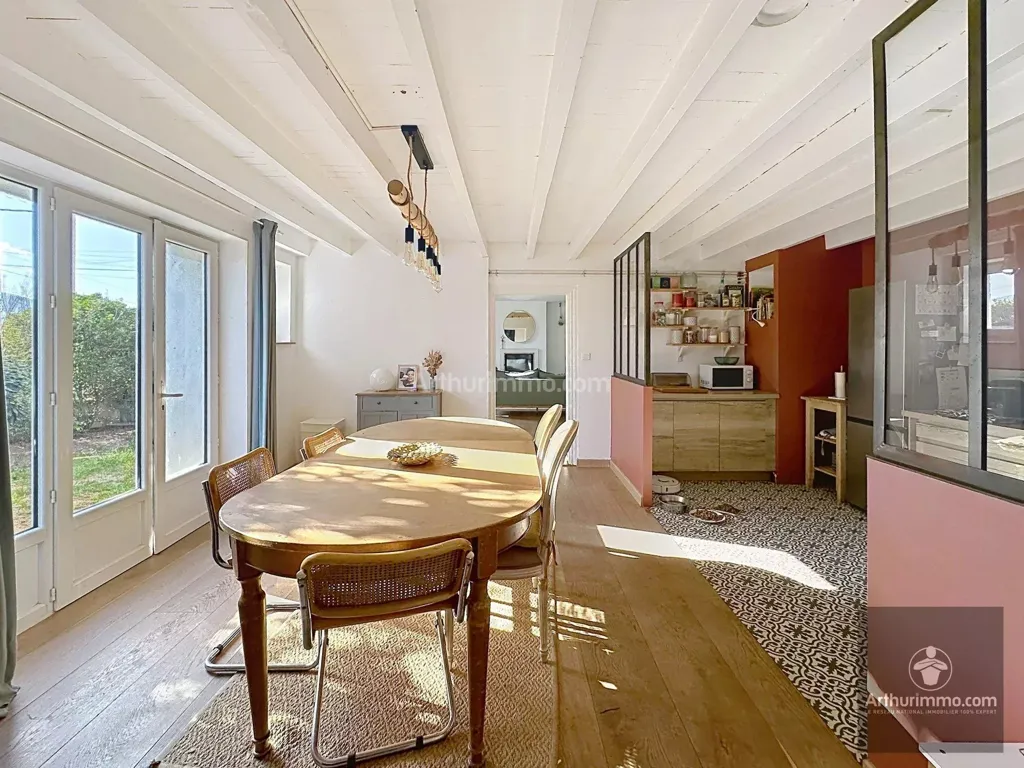 Salle à manger - Maison en Pierre avec Piscine à Saint-Jean-Saint-Maurice
