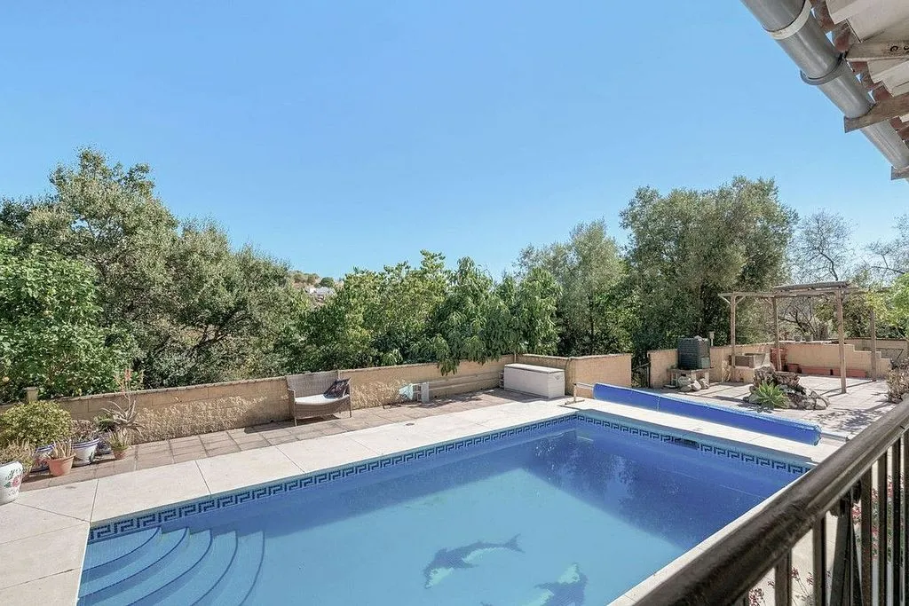 Bassein - Rural House with Pool in Estepona
