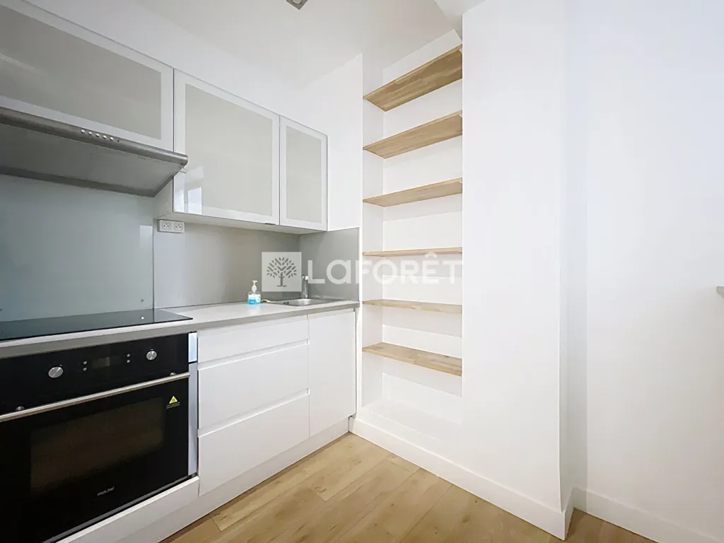 Cuisine - Appartement Atypique en Centre-ville des Lilas