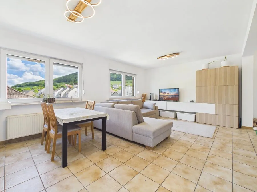 Séjour - Appartement 2 Chambres avec Vue Dégagée à Gilsdorf