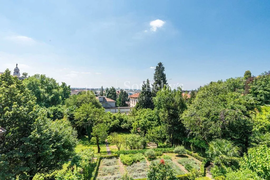 Aed - Detached House with Green Views in Bergamo