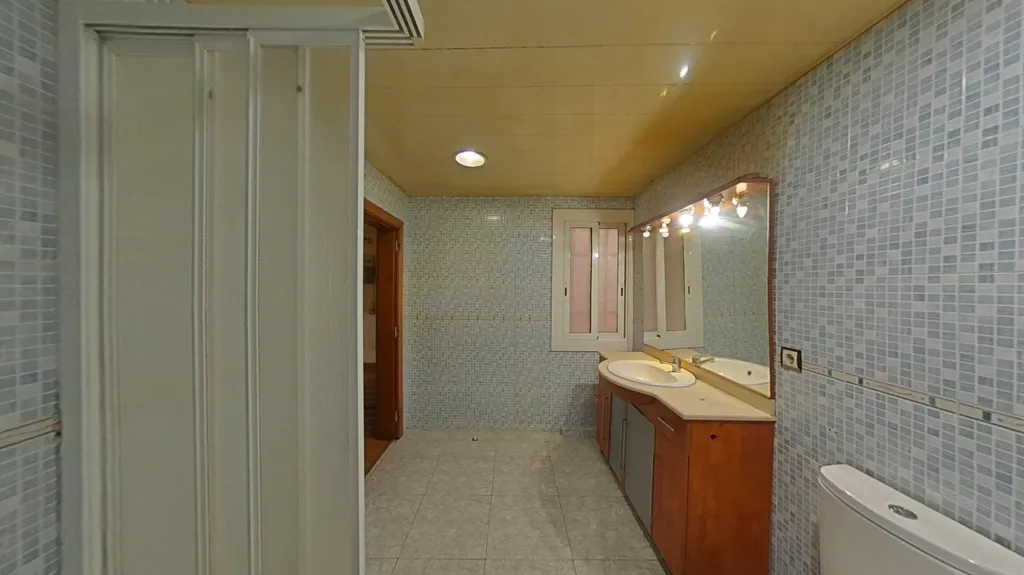 Salles de bain - Apartment with Central Location in El Raval, Barcelona