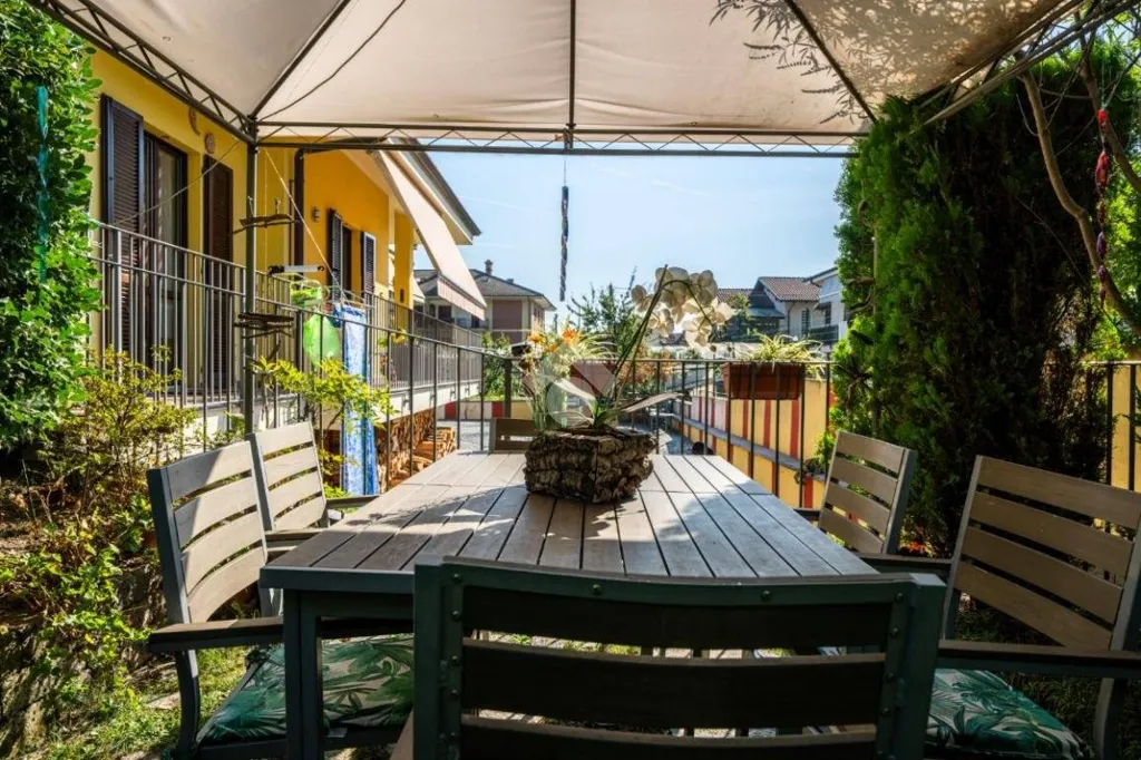 Terrasse - Terraced Villa with Garden in Revello