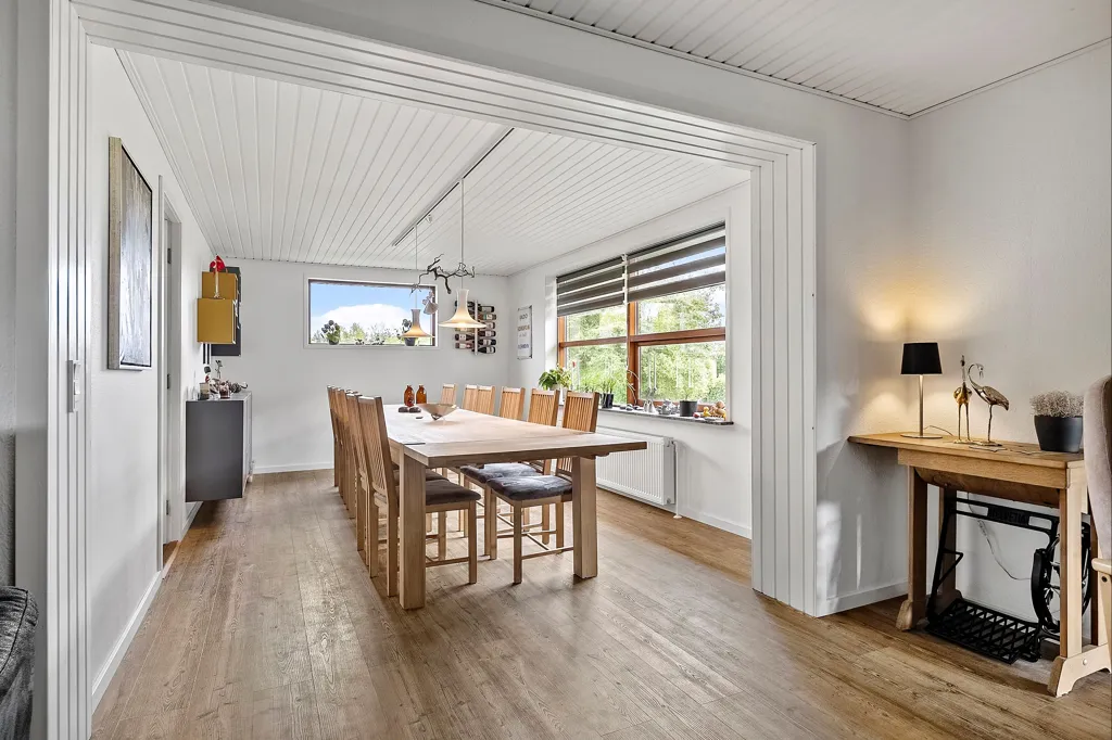 Söögituba - Detached Villa with Garden in Barrit