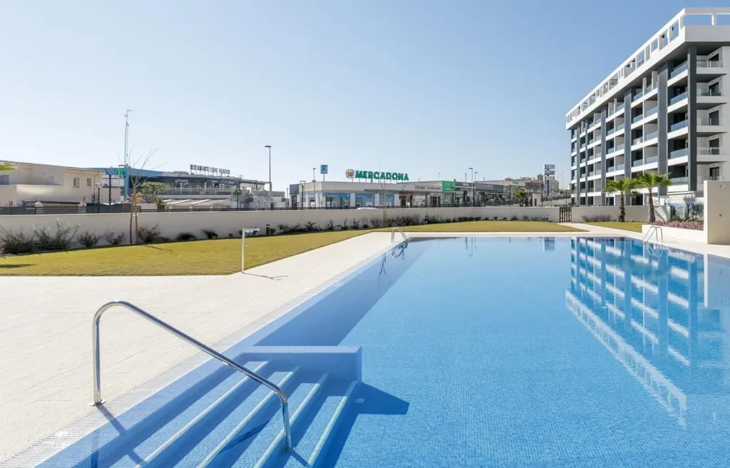 pool_area