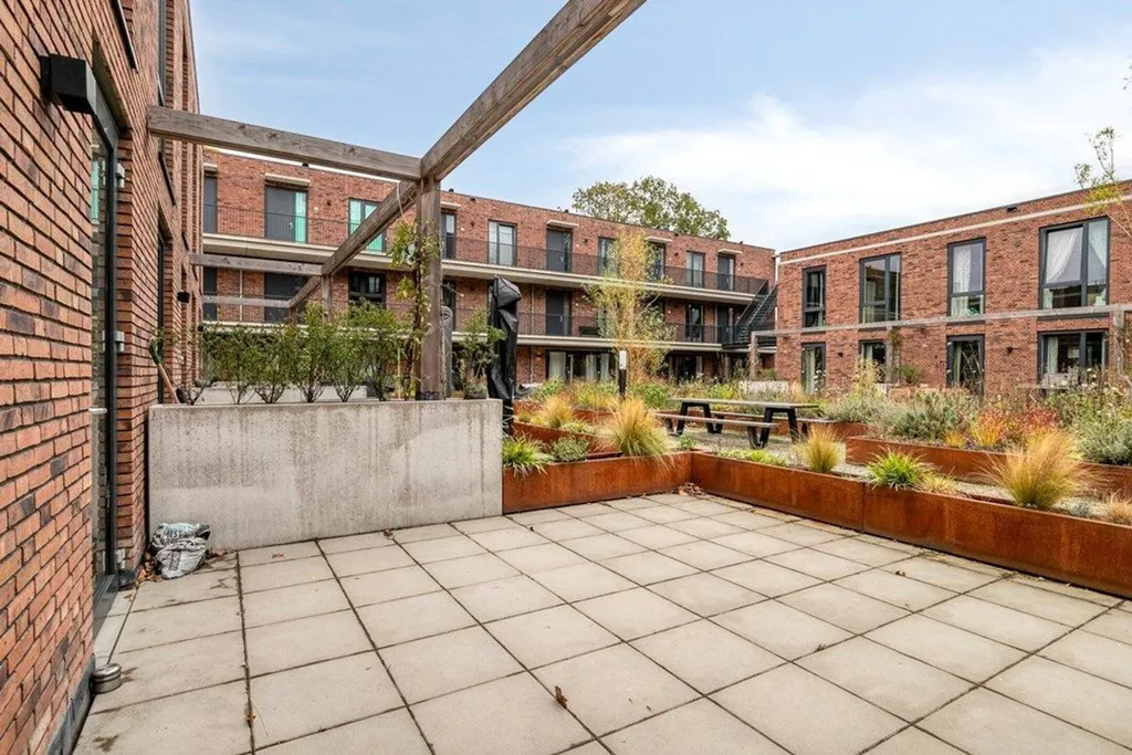 Jardin - 4-Bedroom Tussenwoning with Garden in Hillegersberg, Rotterdam
