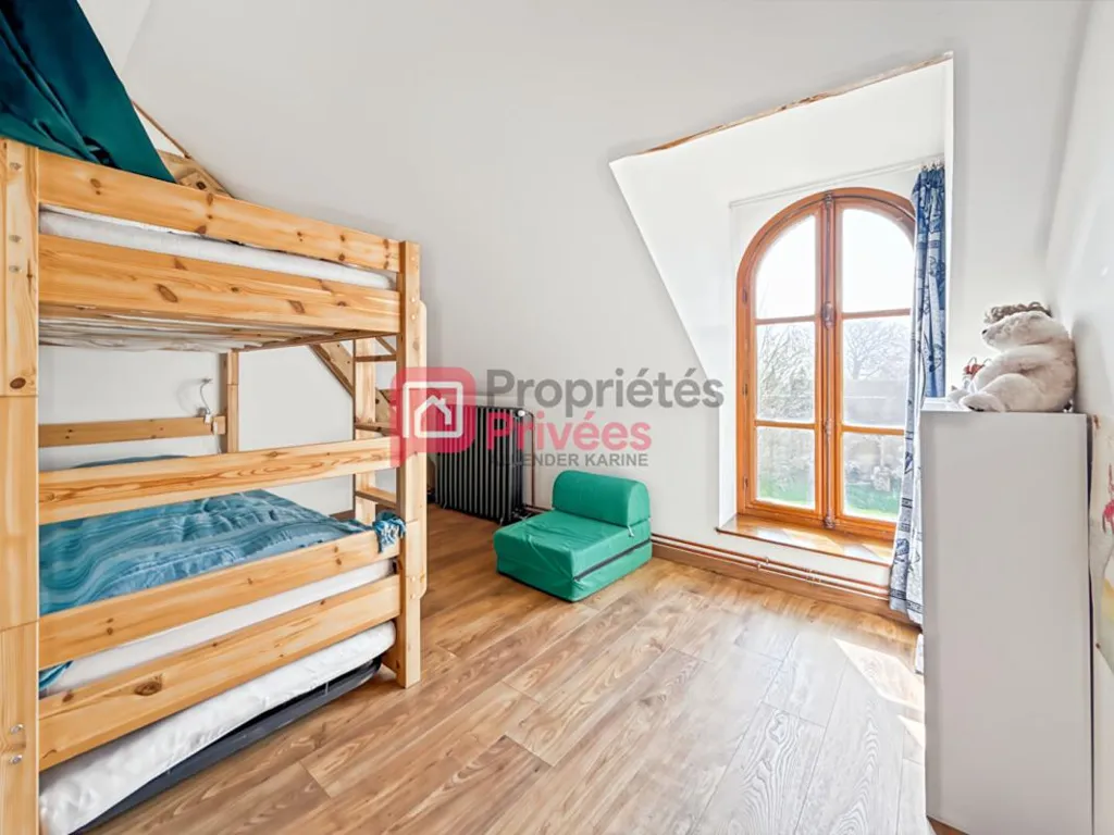 Chambres - Maison avec Deux Habitations et Grand Terrain à Sergines