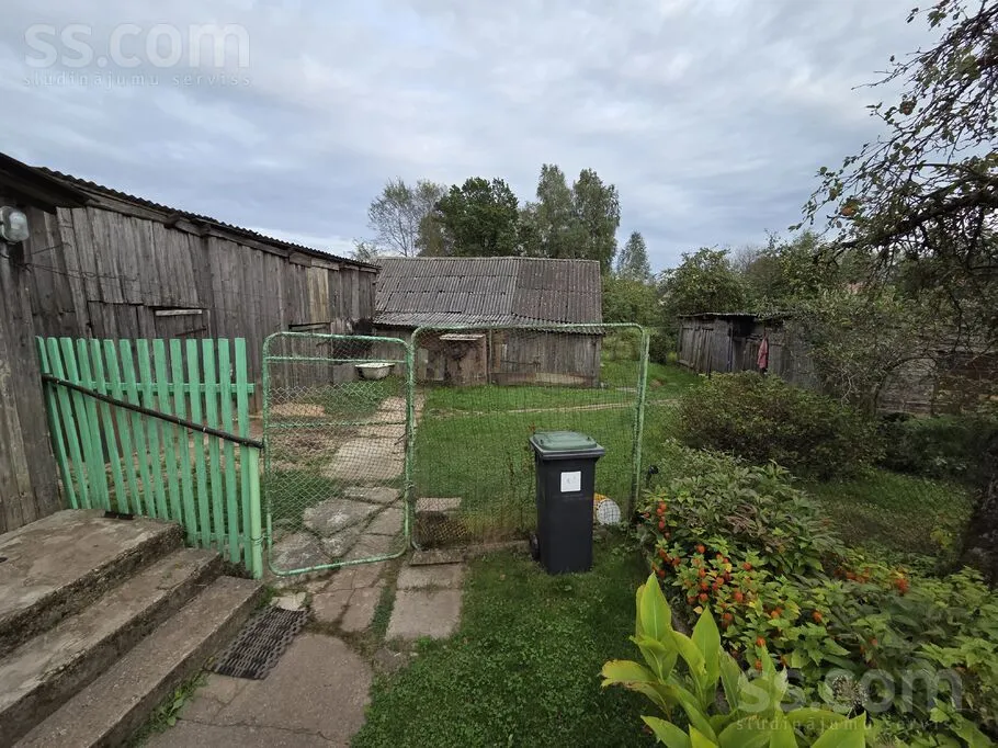 Jardin - Farmhouse with Orchard in Šķeltovas, Krāslava