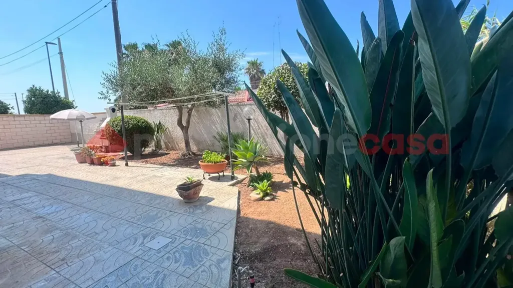Giardino - Villa with Sea View in Leporano