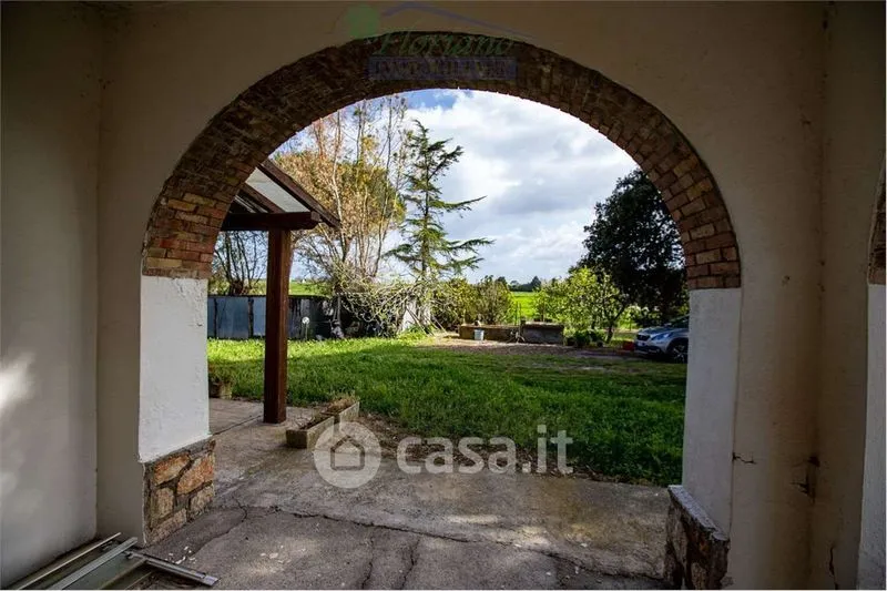 Aed - Rustic Casale with Expansion Potential in Capalbio