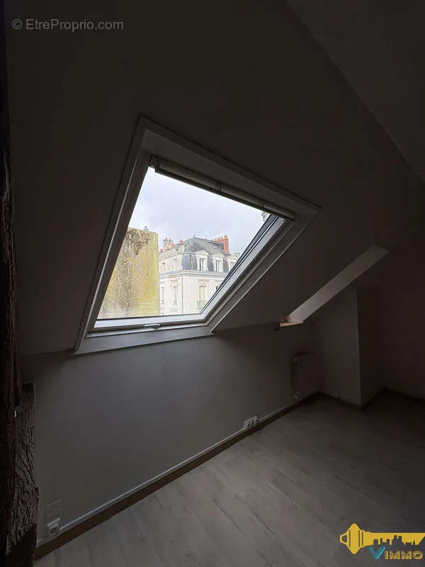 Pièces - Studio à Rénover en Hyper Centre Nantes
