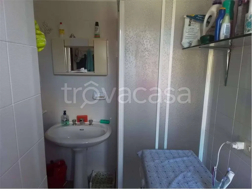 Salles de bain - Apartment with Balconies in Garessio