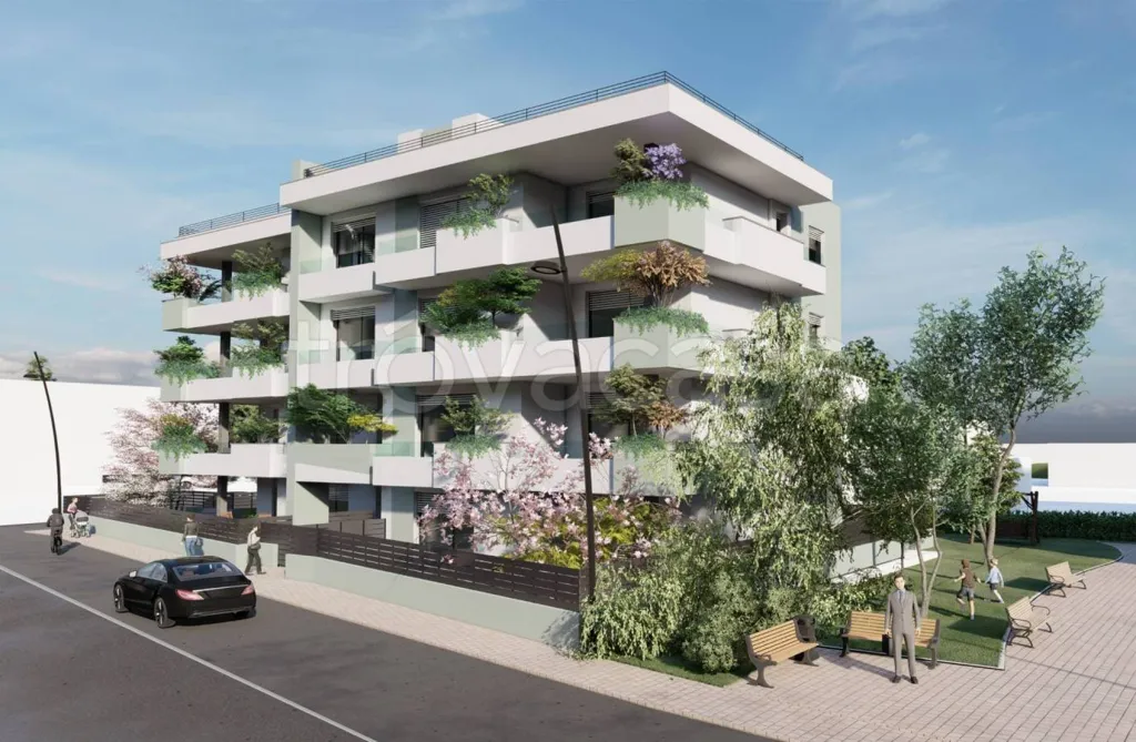 Ground Floor Apartment with Private Garden in Bra