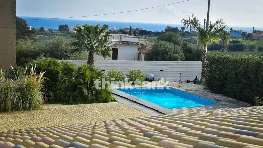 pool_area