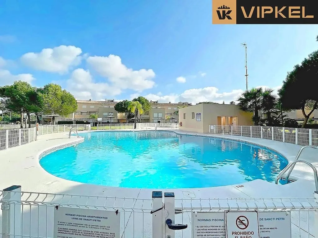 Pool - Penthouse with Pool and Golf View in Novo Sancti Petri