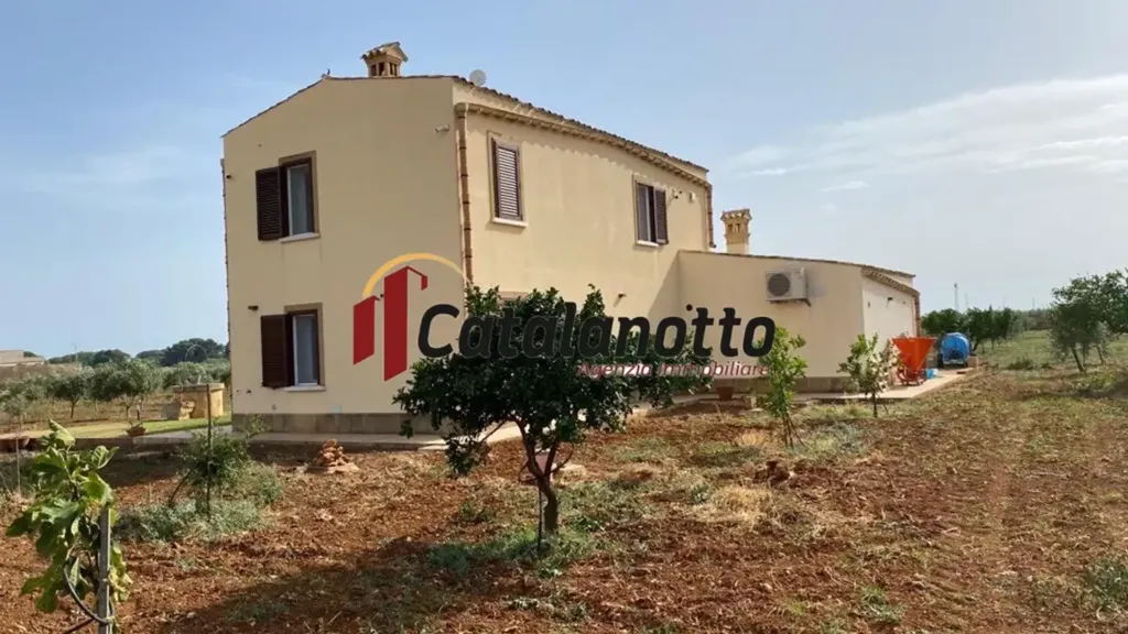 Exterior - Villa with Olive Grove in Castelvetrano