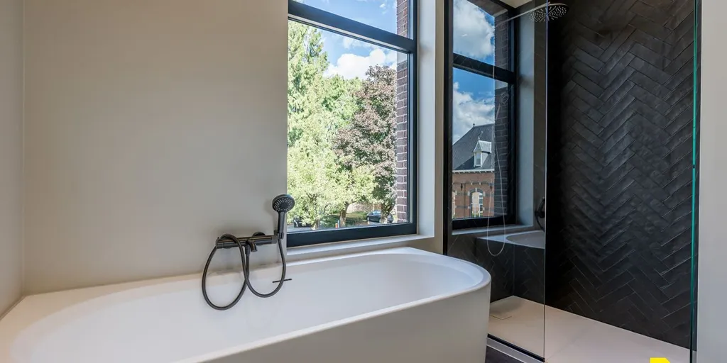 Bagni - Renovated House with Garden in Geel