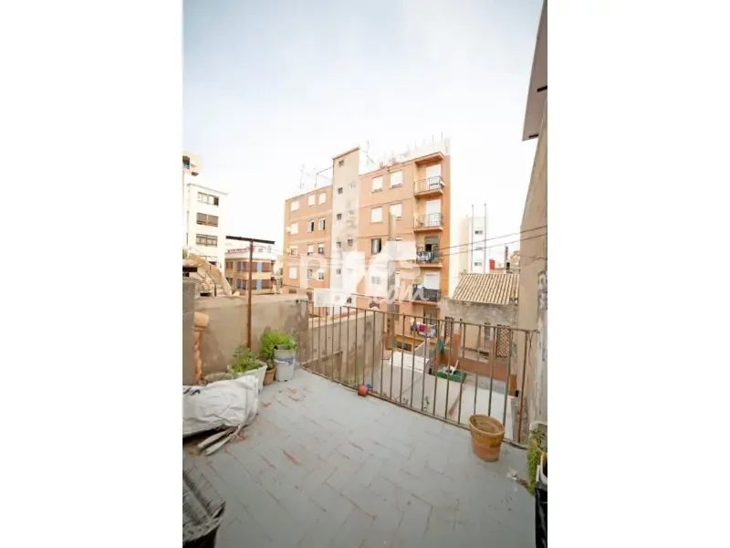 Aed - Three-Storey House with Terraces in Vila-real Centre