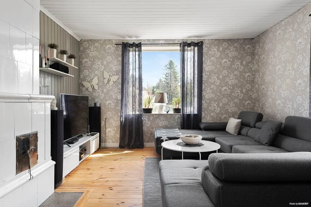 Séjour - Charming Villa with Garden in Boxholm