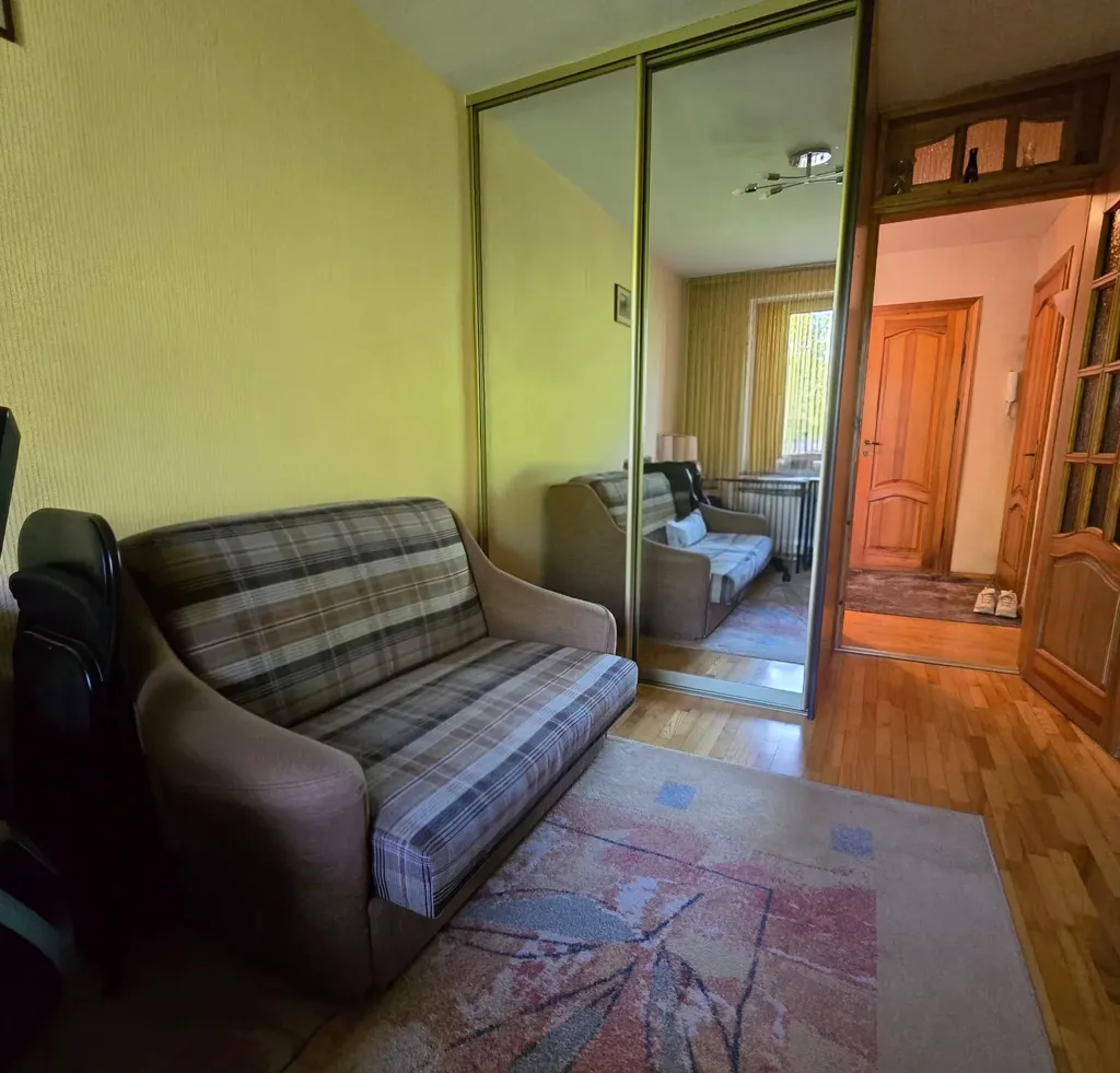 Séjour - 4-Bedroom Apartment with Balcony in Klaipėda