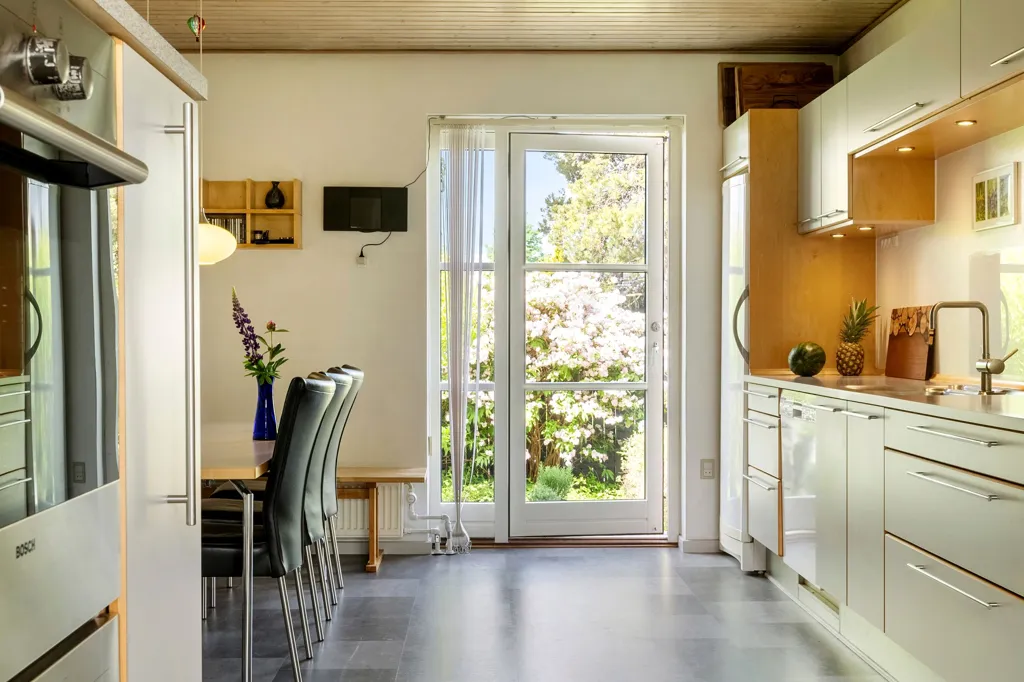 Cuisine - Detached Villa with Garden in Brøndby