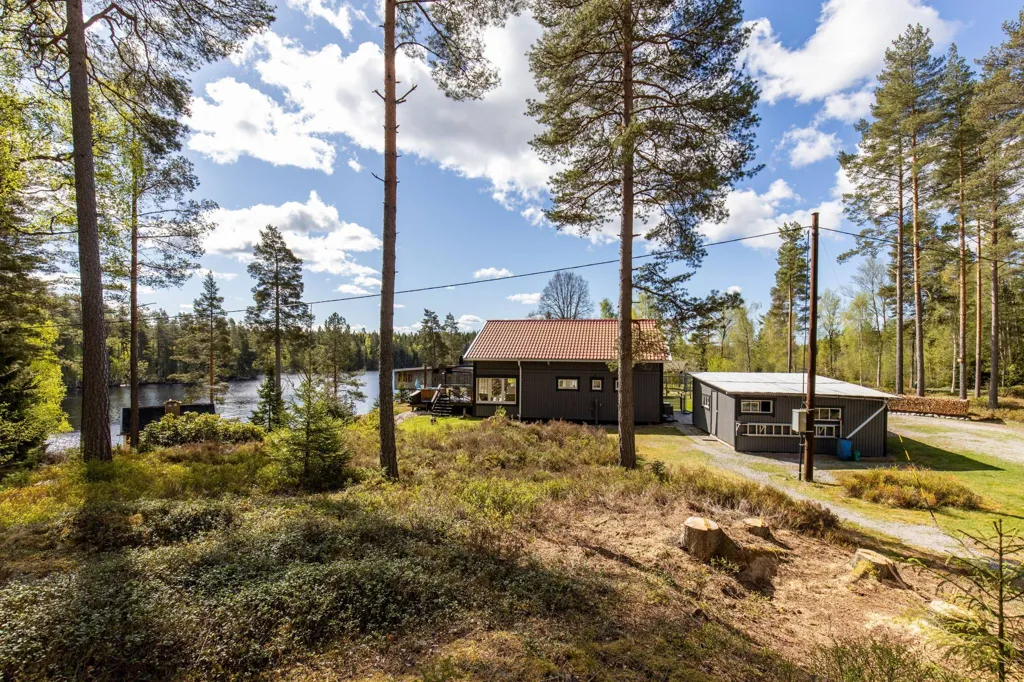 4-toaline maja asukohas Askersunds kommun