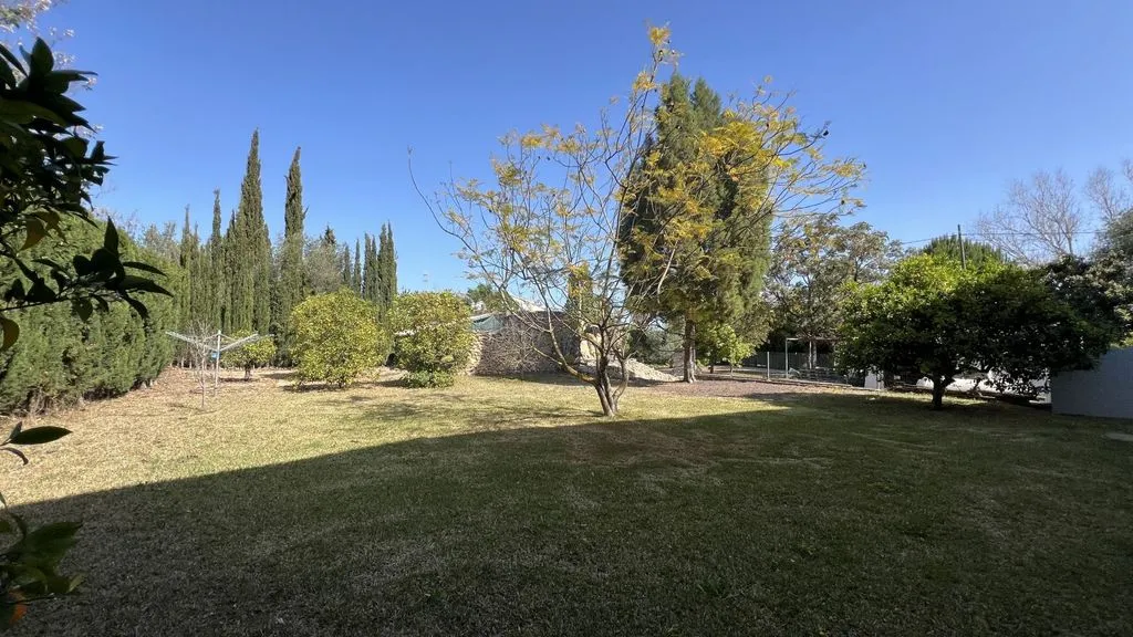 Aed - Luxury House with Warehouse in Pedreguer