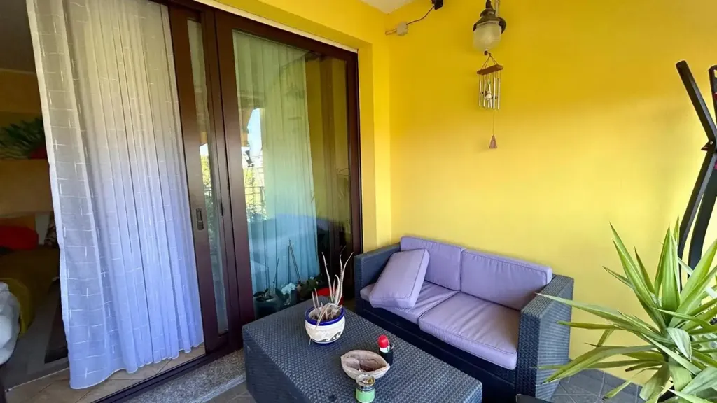 Balcon - Rustic Villa with Solar Panels in Garlasco